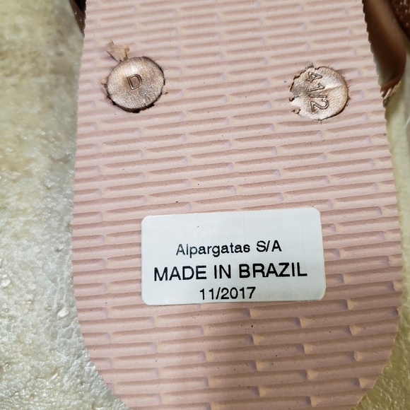 Havaianas Rose Gold Tropical Print Flip Flops Women’s Size 11 NWT Pink - Picture 8 of 8